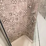 Lumineux Avec Balcon A *