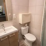 Lumineux Avec Balcon A * Hyeres