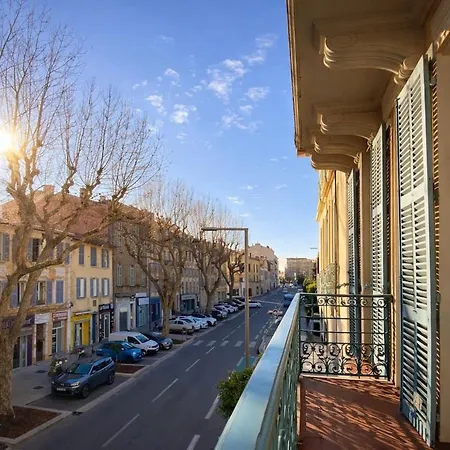 Lumineux Avec Balcon A Апартаменты *